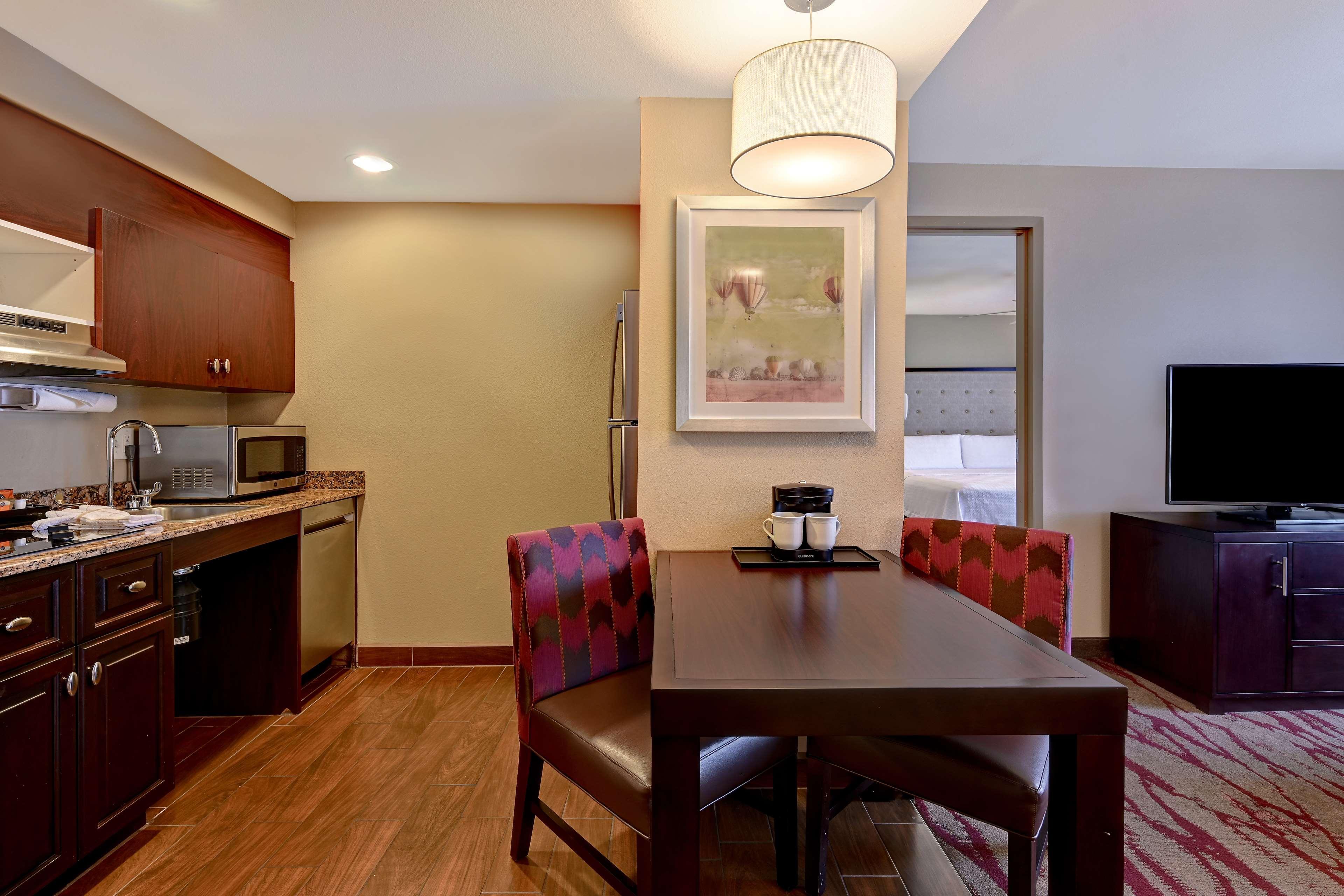 Homewood Suites By Hilton Albuquerque Airport Экстерьер фото