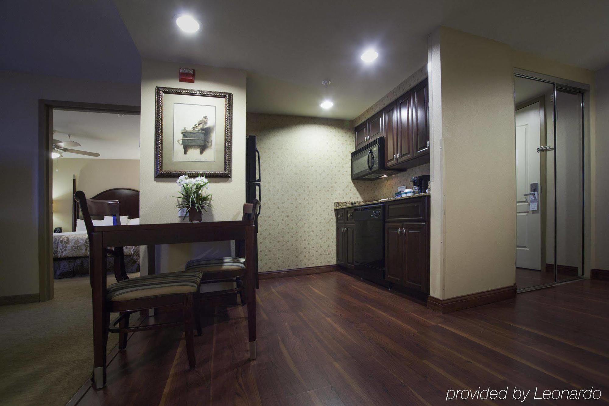 Homewood Suites By Hilton Albuquerque Airport Экстерьер фото